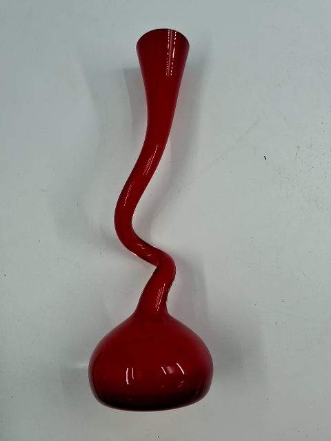 Swing vase